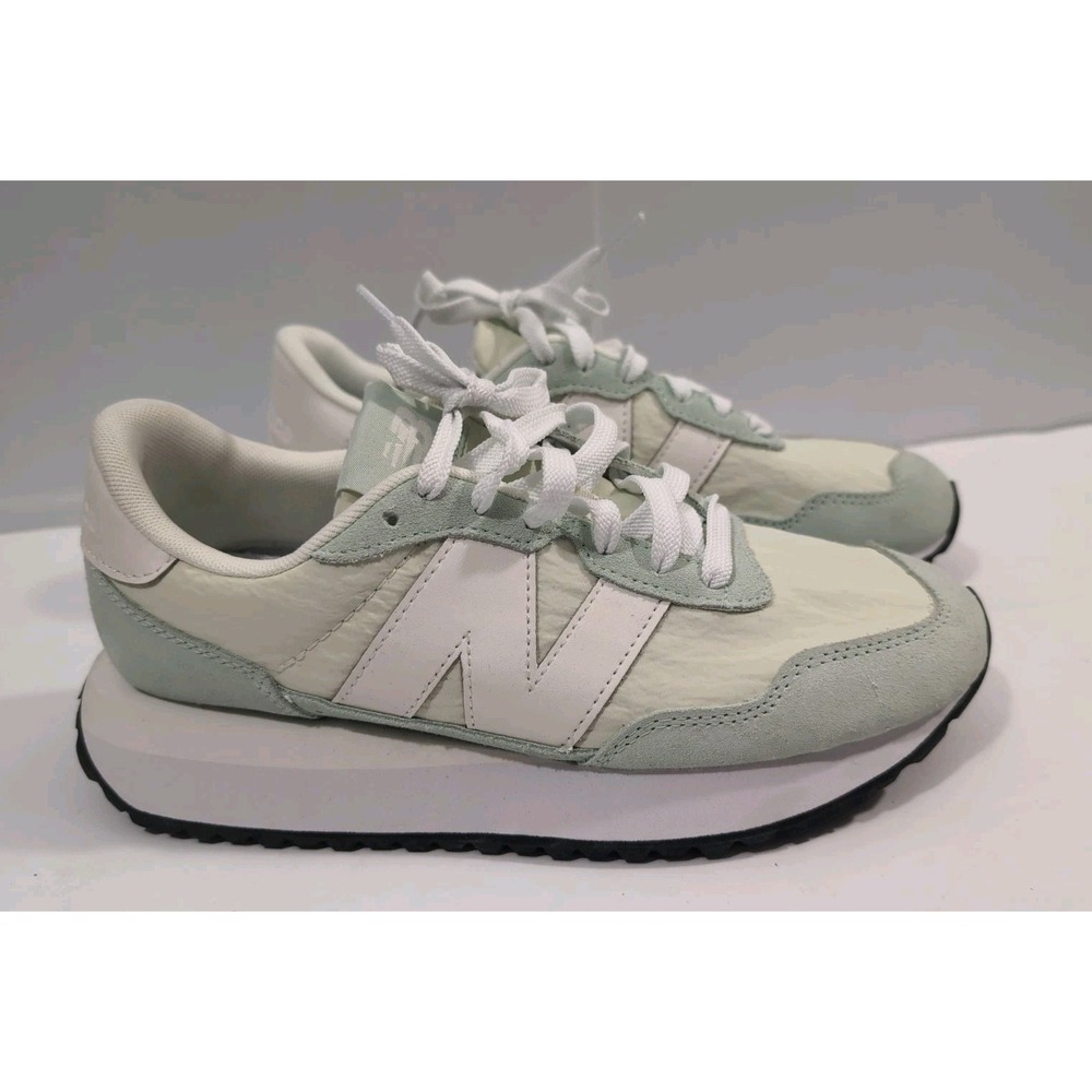 New Balance 237 Mint Green Cream Suede Sneakers WS237HTG Womens 7.5
